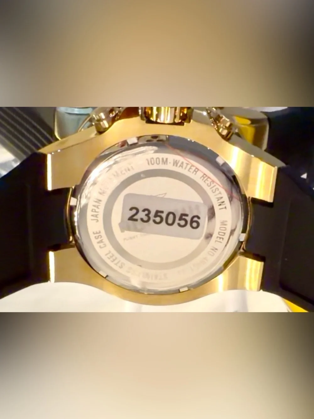 Invicta aviator monte